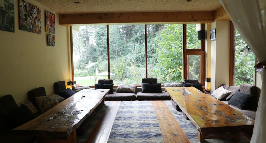 Casa Bella Vista Cottages and Cafe, Manali 3